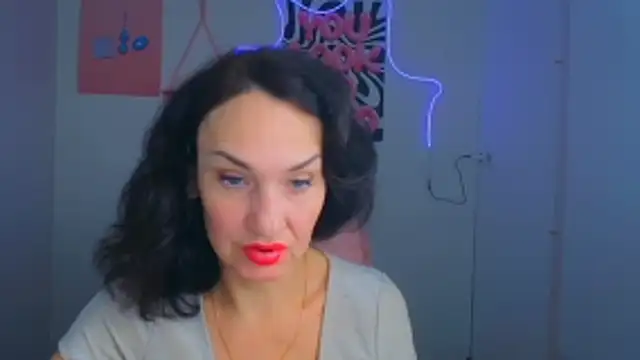 Rosie Rosee online show from April 6, 11:22 am