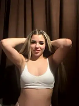 LolaAmore online show from October 28, 5:19 pm