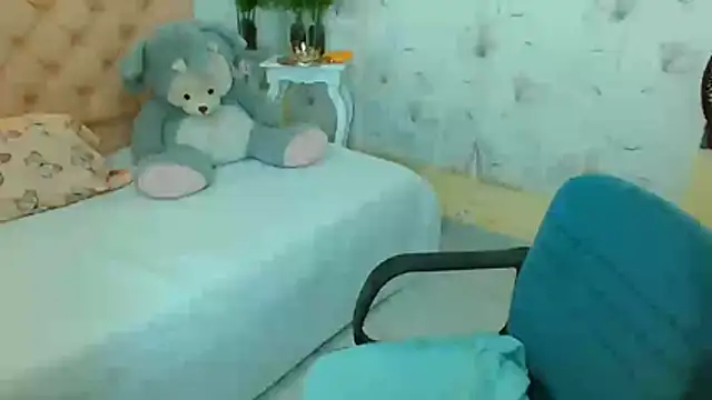 zara cute online show from January 19, 12:12 pm