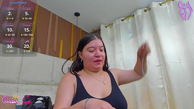 AmbarGills online show from April 6, 1:01 pm