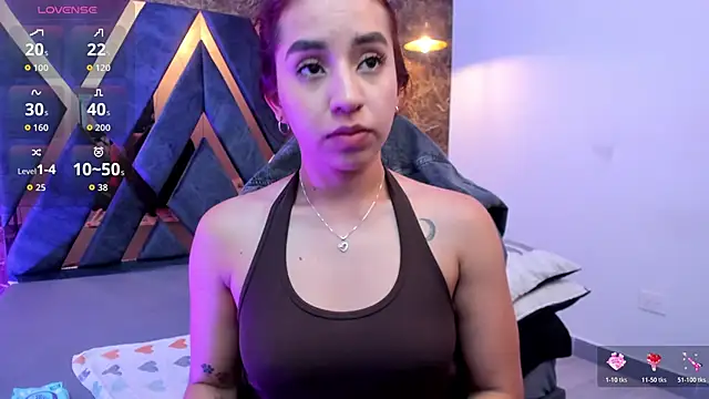 Vittoria Conti  online show from March 31, 5:24 pm