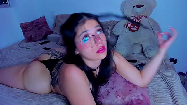 majo gallego online show from November 24, 1:29 am