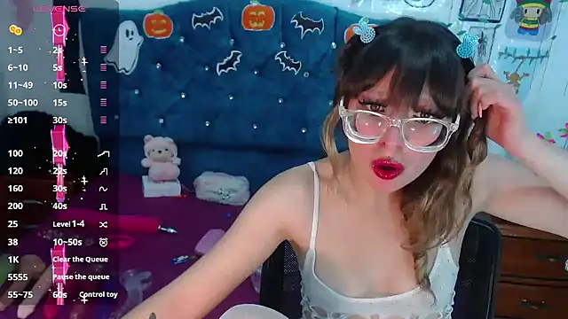 Snapshot of Burbujalxxx chatting on October 18, 3:04 pm Burbujalxxx online show from October 18, 3:04 pm