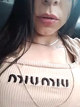 you yuyuu online show from April 14, 2:39 pm