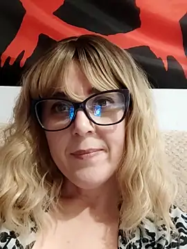 Amelialove42 online show from March 24, 7:41 pm