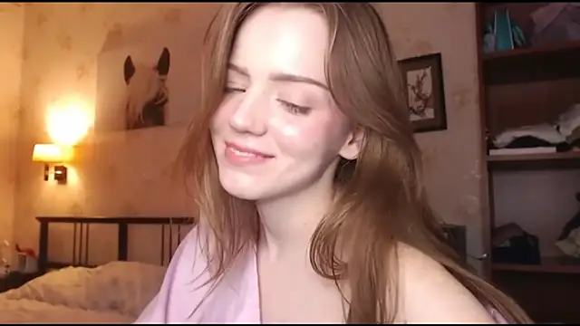 Snapshot of Olivia_Mensy chatting on October 25, 6:21 am Olivia Mensy online show from October 25, 6:21 am