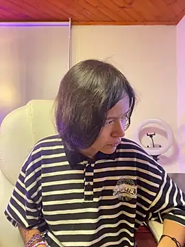 Ninfa pink online show from November 20, 10:00 pm