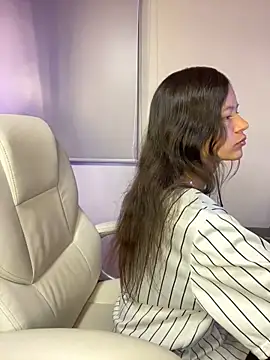 Ninfa pink online show from October 29, 7:49 pm