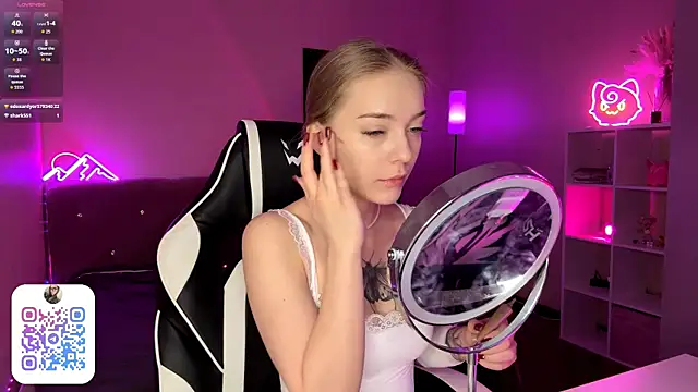 EvaPeace online show from March 1, 8:30 pm