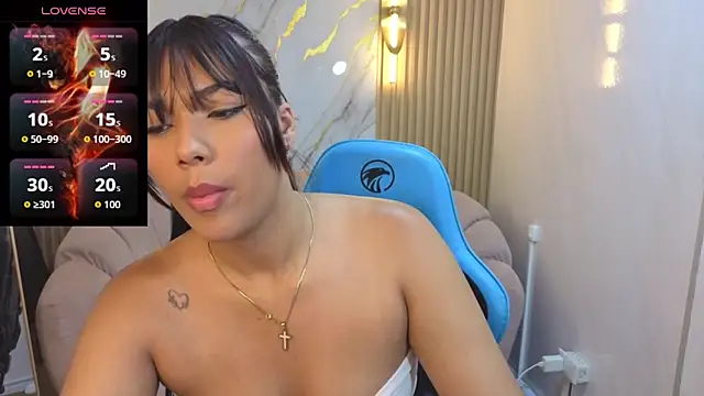 Catherine b  online show from October 14, 8:55 pm