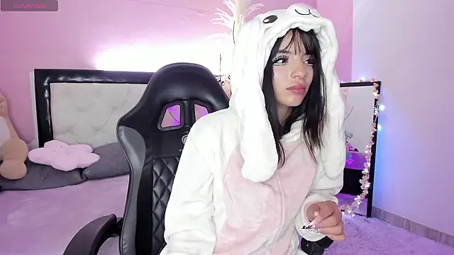 Barbieteeen online show from March 1, 4:23 am