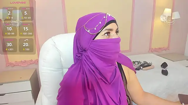  naylaa  online show from April 26, 3:04 am