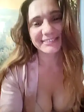 Snapshot of Oshine_BigBoobs chatting on October 16, 8:11 pm Oshine BigBoobs online show from October 16, 8:11 pm