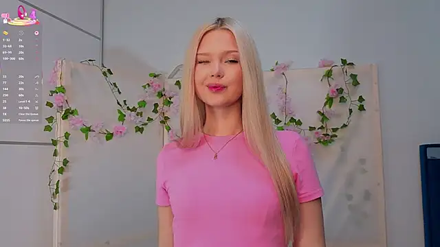 KaryTasch online show from December 2, 10:23 pm