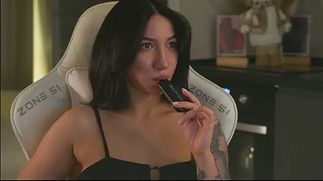 LeoBamble online show from November 22, 5:26 pm