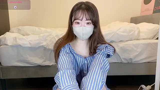 yura ra ra online show from April 13, 1:34 pm