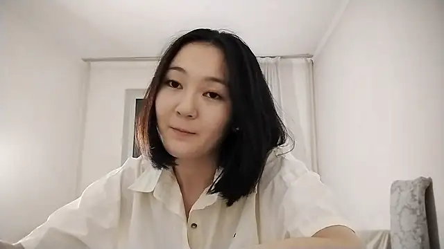 Lyndasilk online show from October 22, 2:44 pm