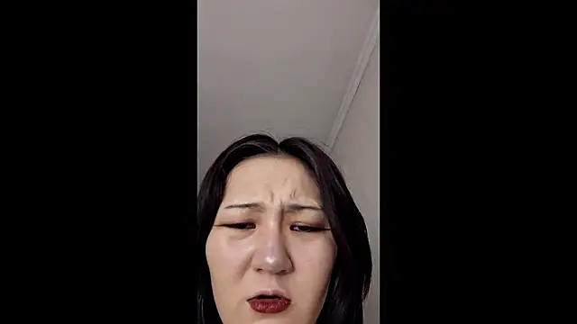 Lyndasilk online show from May 19, 4:25 pm