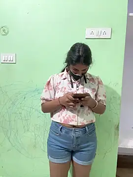 Snapshot of PG_girl_12th chatting on October 28, 4:57 pm PG girl 12th online show from October 28, 4:57 pm