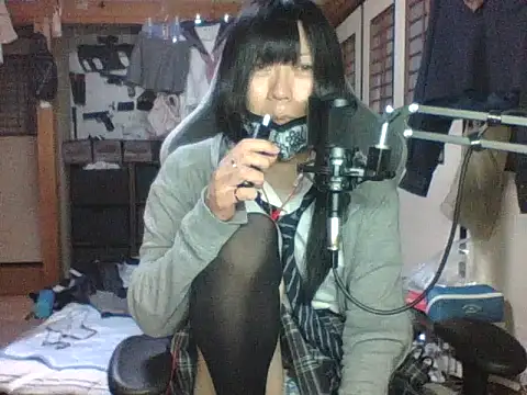 Snapshot of harinyanxxx chatting on October 16, 8:11 pm harinyanxxx online show from October 16, 8:11 pm