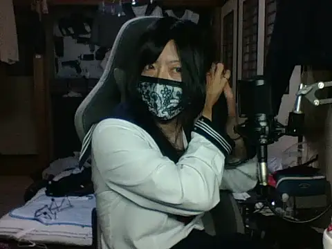 Snapshot of harinyanxxx chatting on October 18, 4:53 pm harinyanxxx online show from October 18, 4:53 pm