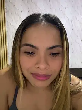 safadinhaquenteW online show from February 26, 2:54 am