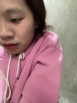 namicute online show from April 2, 2:09 am