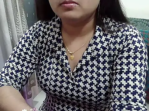 SexyRani2000 online show from December 4, 1:35 pm