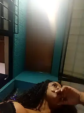 lacrespa24 online show from December 3, 11:18 pm