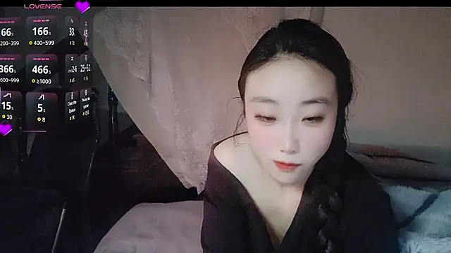 hyp0crite online show from November 23, 5:58 pm