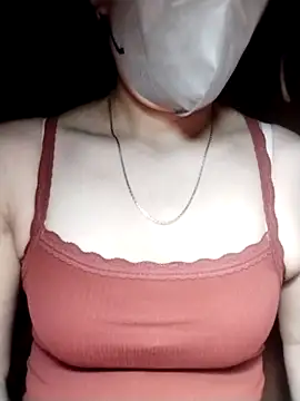 YiyinLy online show from November 10, 7:53 pm