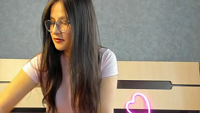 Diana moonnn online show from October 19, 11:56 am