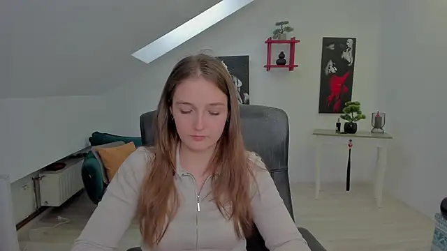 AnneWilsonn online show from May 13, 8:53 am