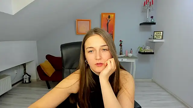 AnneWilsonn online show from January 12, 12:32 pm