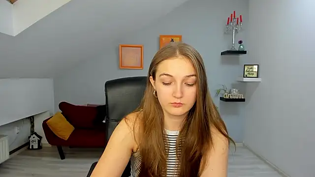 AnneWilsonn online show from February 4, 1:25 pm