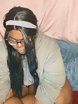TheChubbySiren online show from May 20, 2:03 pm