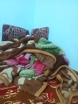 strip queennn online show from December 16, 5:52 pm