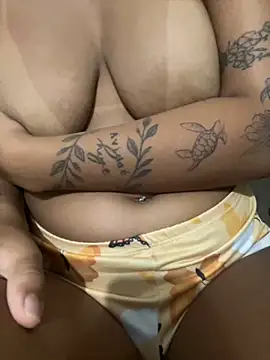 jasmyn0088 online show from December 1, 8:18 am