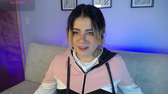 Sweet Bella Valery online show from March 5, 9:54 pm