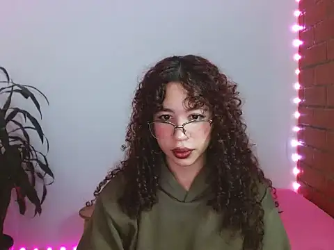 Medussa3033 online show from November 2, 3:21 am