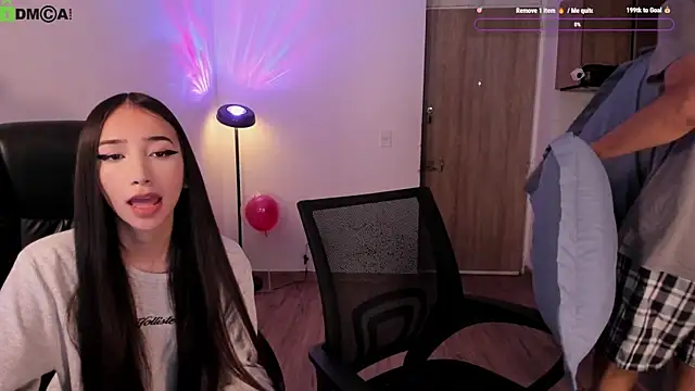 Mikeyvioleta  online show from April 7, 9:06 pm