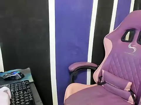 scarleth18 online show from February 25, 9:13 pm