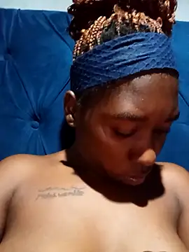 sexysmalldaily04 online show from November 10, 5:41 pm