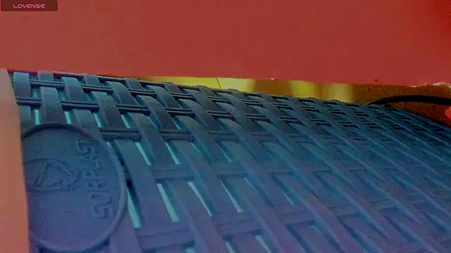 wild-cat-hot online show from October 27, 11:10 pm