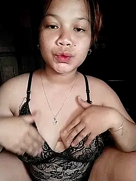 xxsexytitsxx online show from March 2, 7:26 am