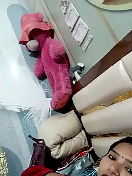 Vanshika1432 online show from November 19, 7:30 am