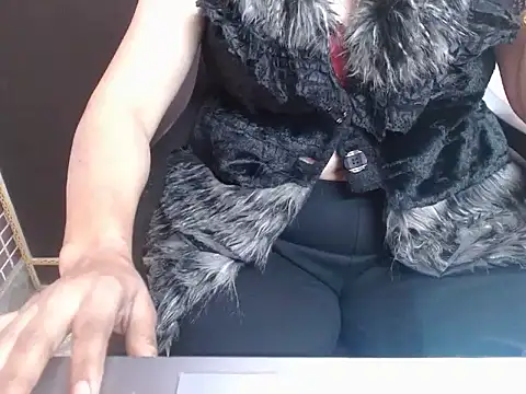 sonali hotty online show from December 20, 7:23 am