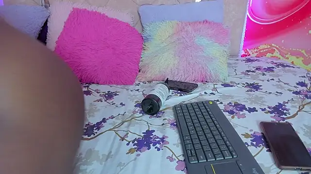 mia  blaze   online show from November 5, 3:12 am