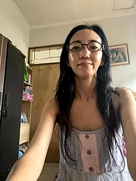 princessD077 online show from November 6, 2:28 am