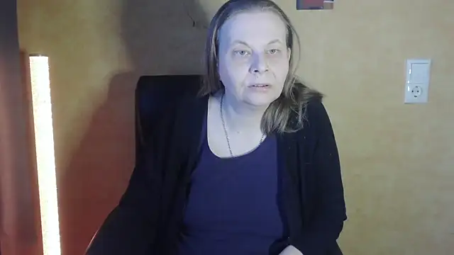 Diamond Bite online show from November 8, 6:18 am